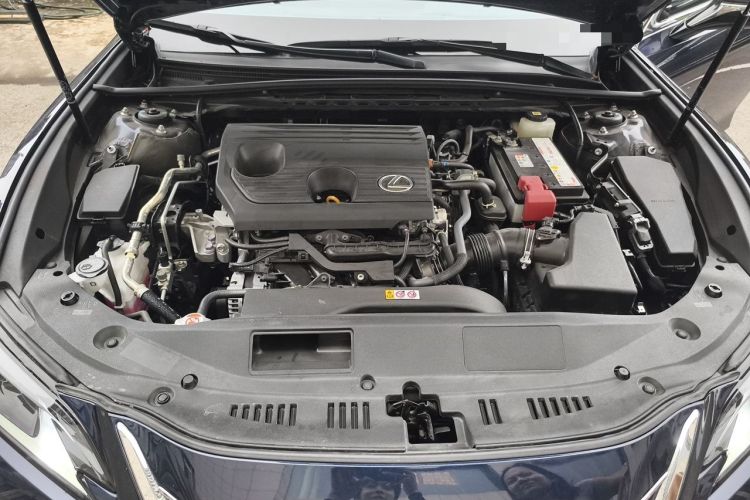 Used Lexus ES 2023 200 Excellence Edition Engine Bay