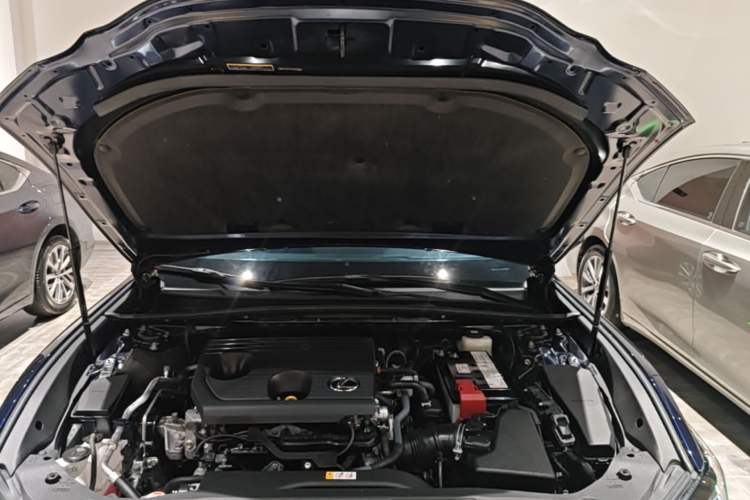 Used Lexus ES 2023 200 Excellence Edition Engine Bay