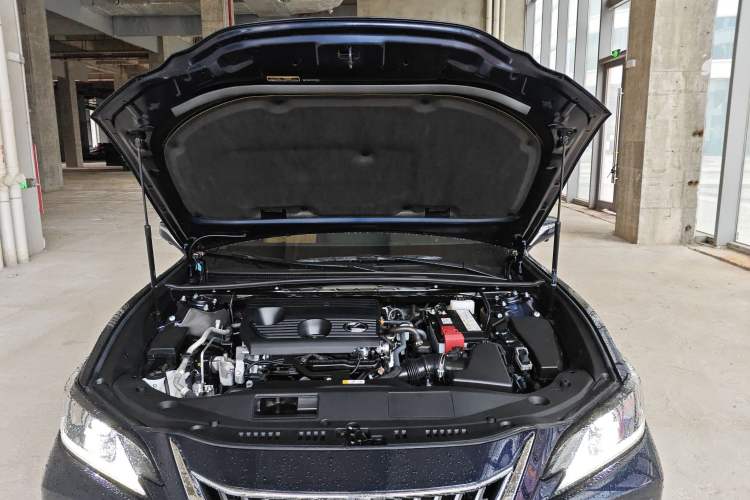 Used Lexus ES 2023 200 Excellence Edition Engine Bay