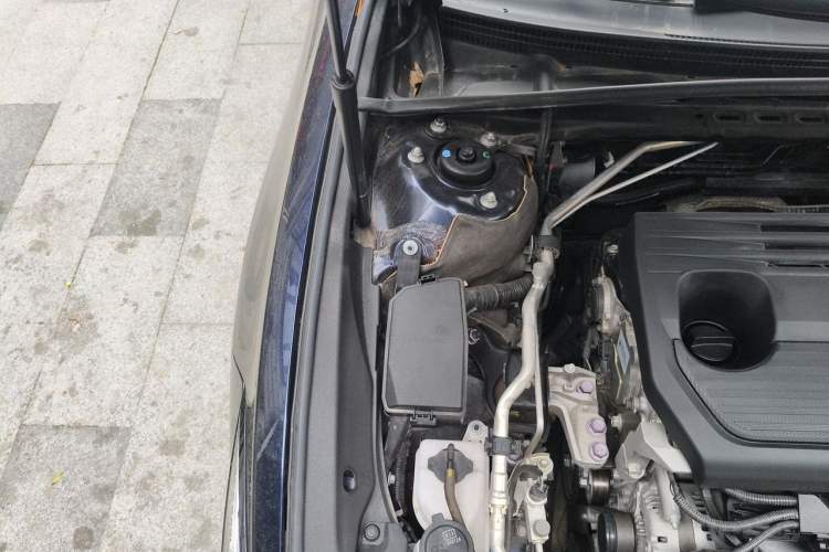 Used Lexus ES 2023 200 Excellence Edition Engine Bay Right