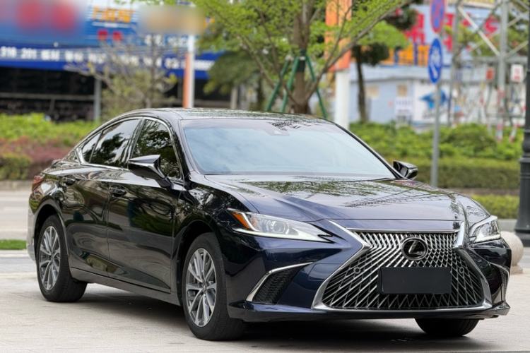 Used Lexus ES 2023 200 Excellence Edition Exterior 3