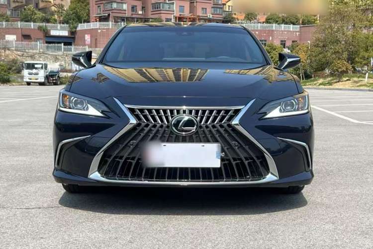 Used Lexus ES 2023 200 Excellence Edition Exterior 4
