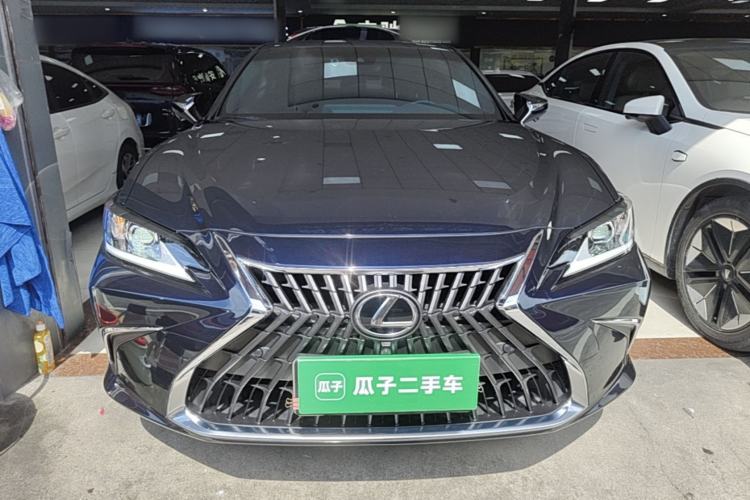 Used Lexus ES 2023 200 Excellence Edition Front