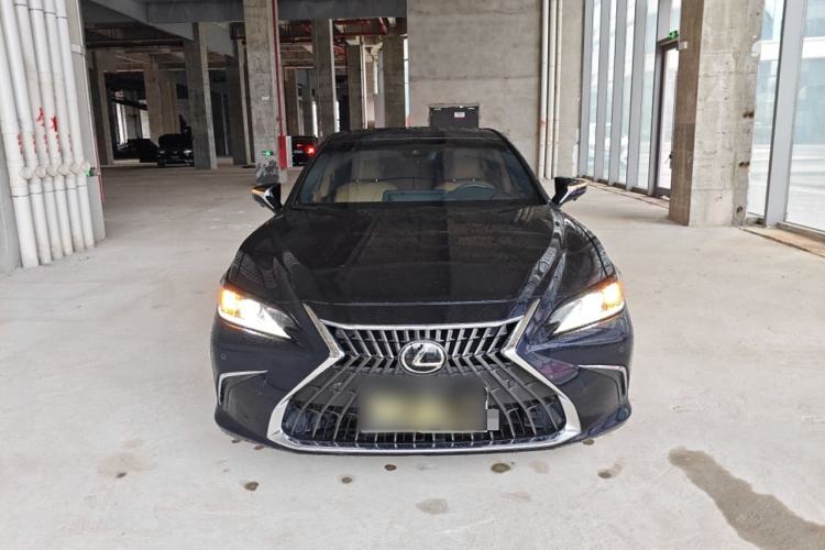 Used Lexus ES 2023 200 Excellence Edition Front