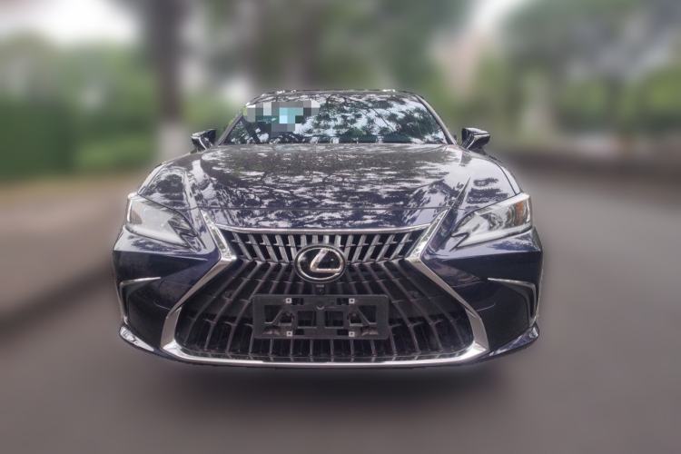 Used Lexus ES 2023 200 Excellence Edition Front
