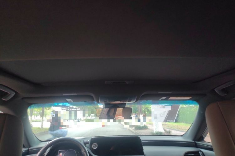 Used Lexus ES 2023 200 Excellence Edition Headliner