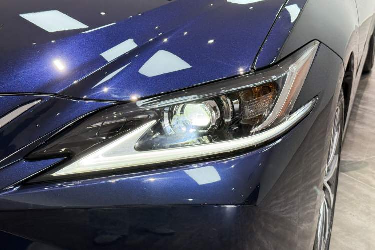 Used Lexus ES 2023 200 Excellence Edition Left Front Headlight