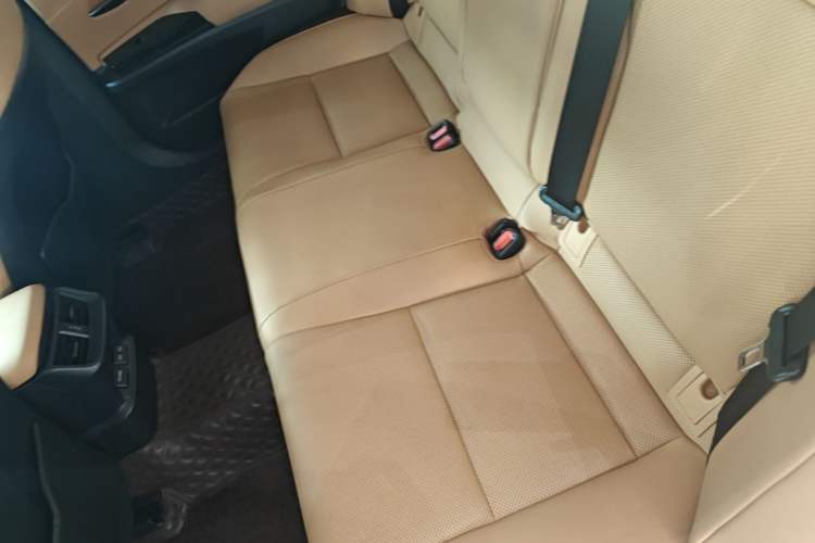 Used Lexus ES 2023 200 Excellence Edition Left Rear Seat