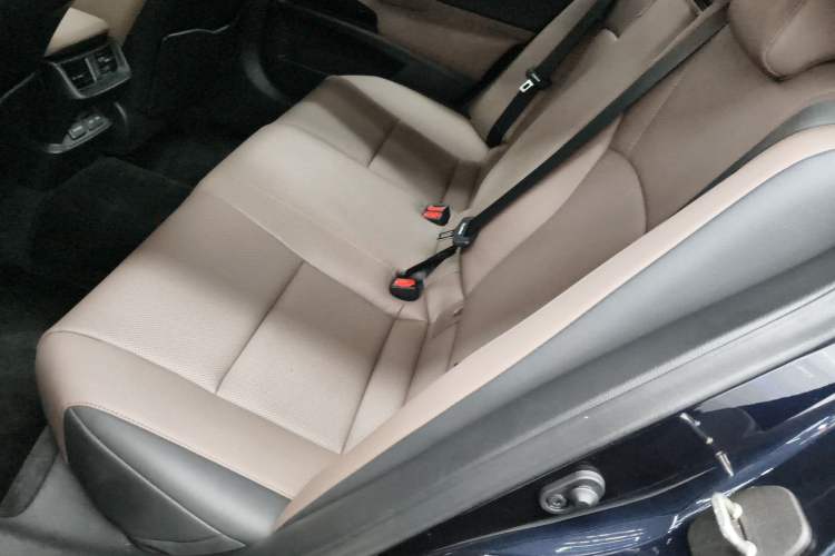 Used Lexus ES 2023 200 Excellence Edition Left Rear Seat