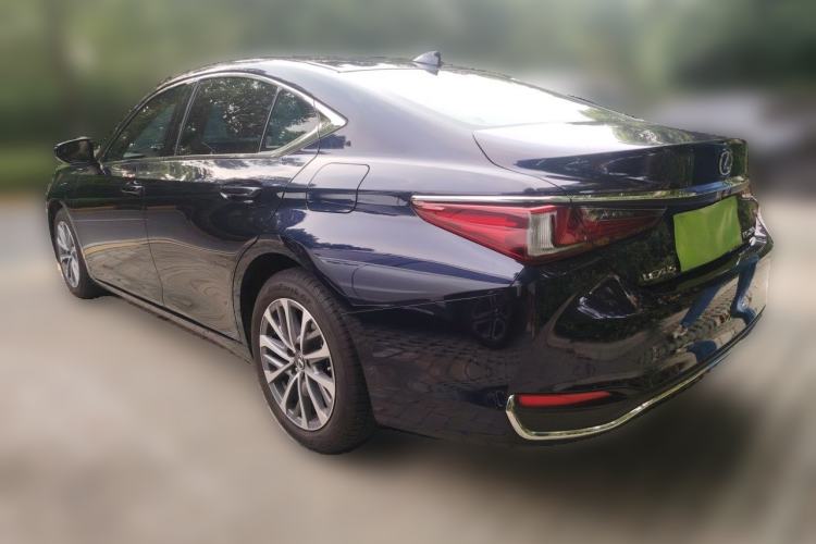 Used Lexus ES 2023 200 Excellence Edition Rear Left 45 Deg
