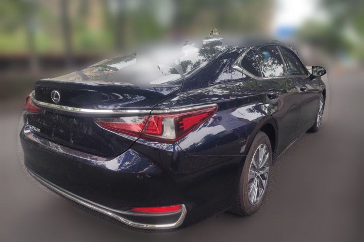 Used Lexus ES 2023 200 Excellence Edition Rear Right 45 Deg