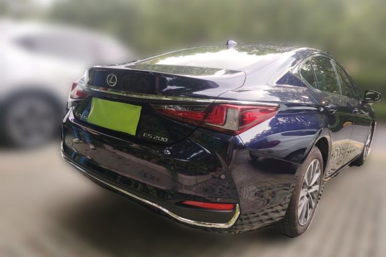Used Lexus ES 2023 200 Excellence Edition Rear