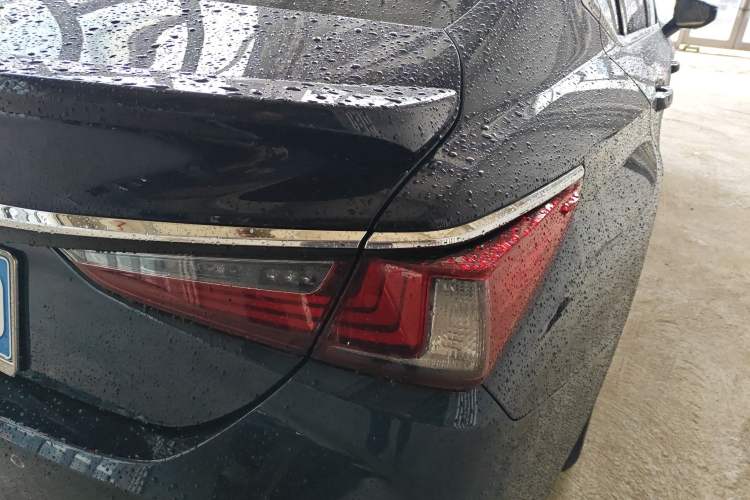Used Lexus ES 2023 200 Excellence Edition Right Rear Taillight