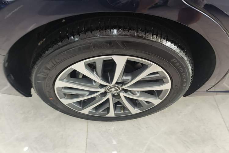 Used Lexus ES 2023 200 Excellence Edition Right Rear Wheel Hub