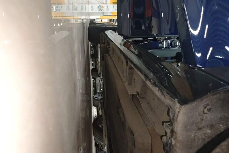 Used Lexus ES 2023 260 Excellence Edition Right Side Sill