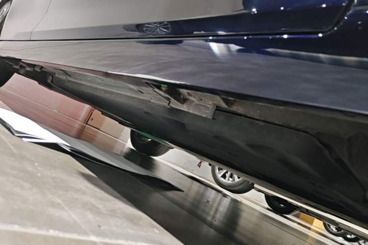 Used Lexus ES 2023 200 Excellence Edition Right Side Sill