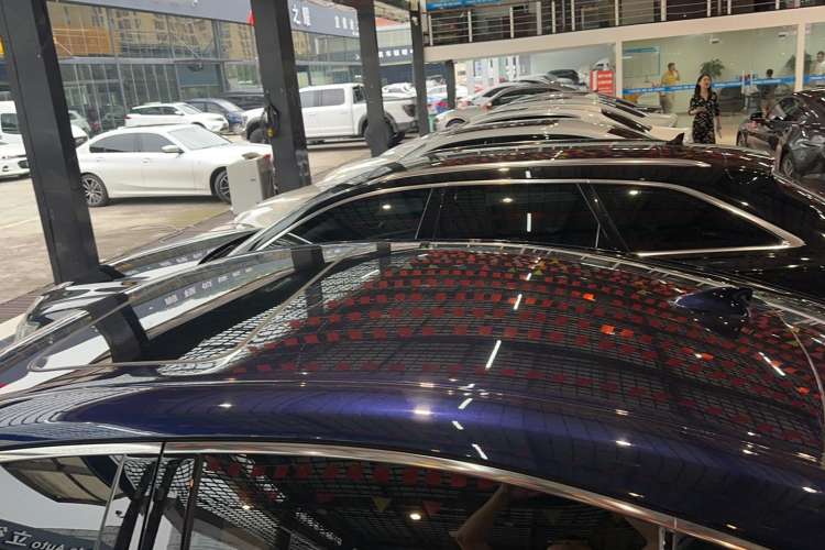 Used Lexus ES 2023 200 Excellence Edition Roof