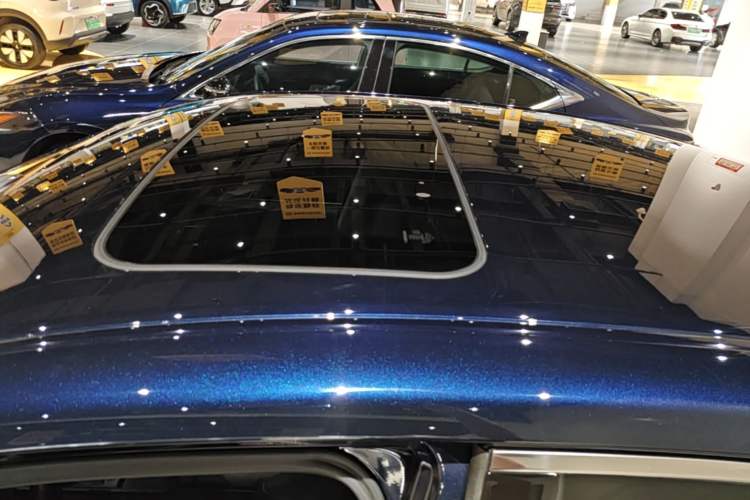 Used Lexus ES 2023 200 Excellence Edition Roof