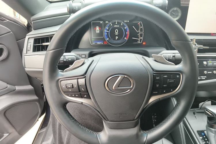 Used Lexus ES 2023 200 Excellence Edition Steering Wheel