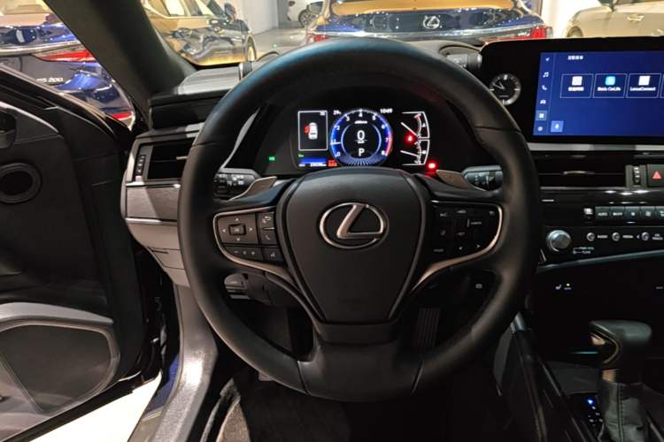 Used Lexus ES 2023 200 Excellence Edition Steering Wheel