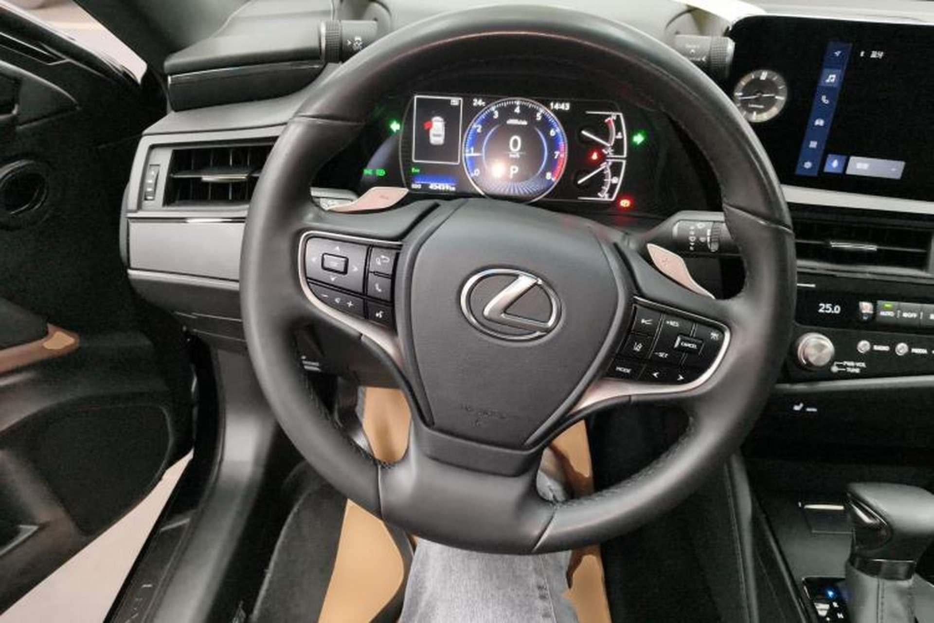Used Lexus ES 2023 200 Excellence Edition Steering Wheel