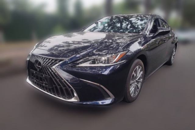 Used Lexus ES 2023 200 Excellence Edition