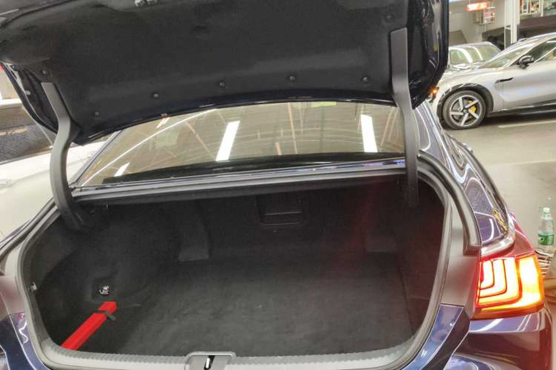 Used Lexus ES 2023 200 Excellence Edition Trunk