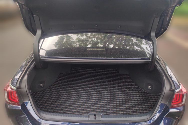 Used Lexus ES 2023 200 Excellence Edition Trunk
