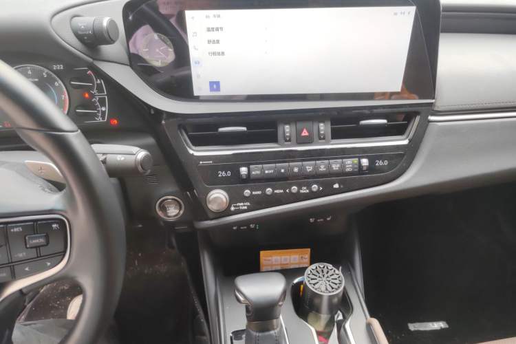 Used Lexus ES 2023 200 Excellence Edition Audio And AC Panel