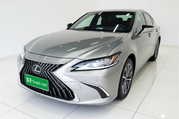 Lexus ES 2023 200 Excellence Edition