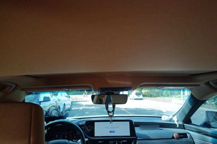 Used Lexus ES 2023 200 Excellence Edition Headliner