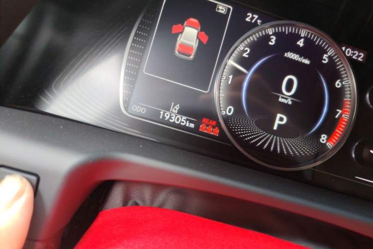 Used Lexus ES 2023 200 Excellence Edition Odometer Close Up