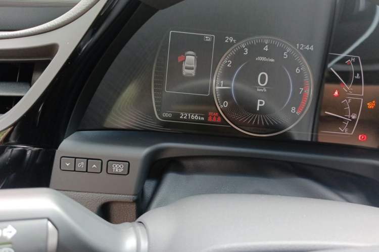 Used Lexus ES 2023 200 Excellence Edition Odometer Close Up