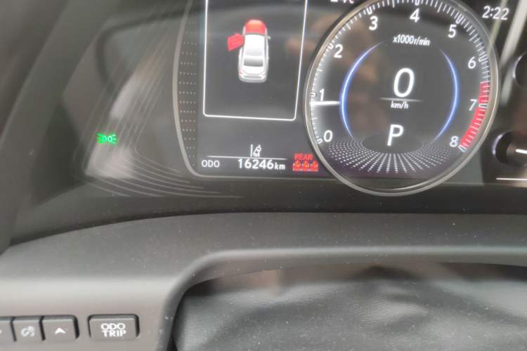 Used Lexus ES 2023 200 Excellence Edition Odometer Close Up
