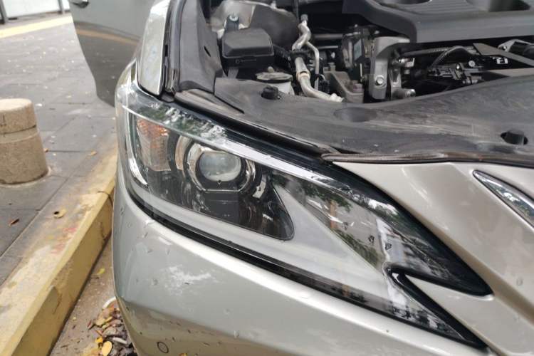 Used Lexus ES 2023 200 Excellence Edition Right Front Headlight