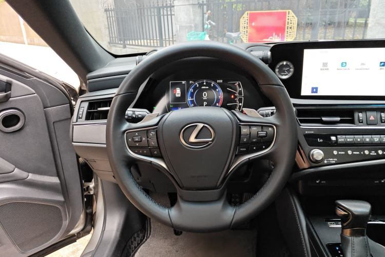 Used Lexus ES 2023 200 Excellence Edition Steering Wheel