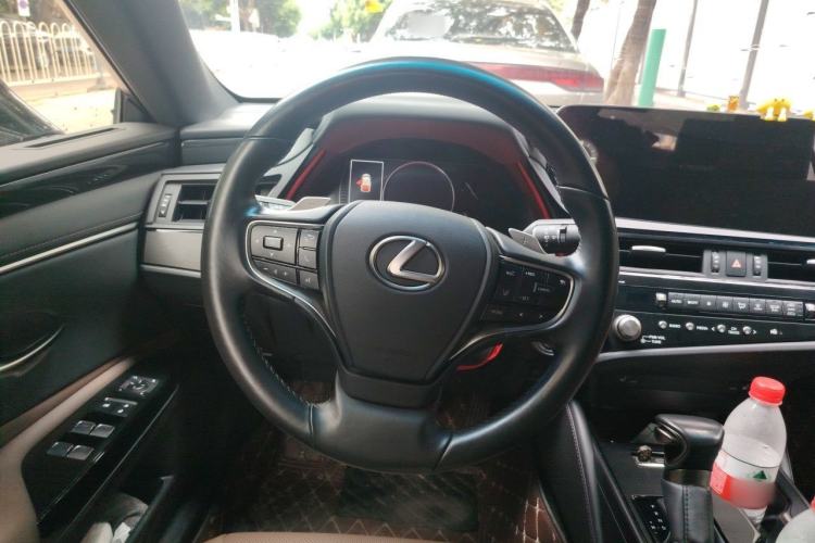 Used Lexus ES 2023 200 Excellence Edition Steering Wheel