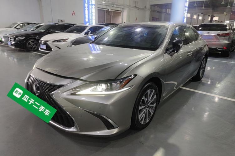 Used Lexus ES 2023 200 Excellence Edition Guazi used car, China used car export, Used car for sale, Used  cars, Cheapest cars for sale