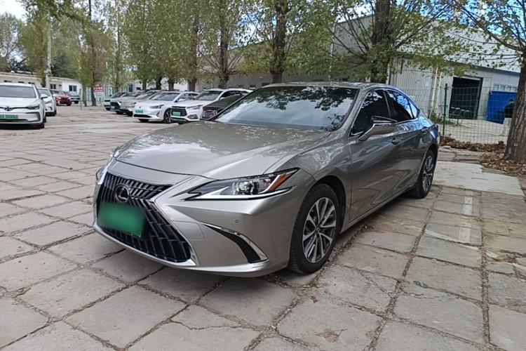 Lexus ES 2023 200 Excellence Edition