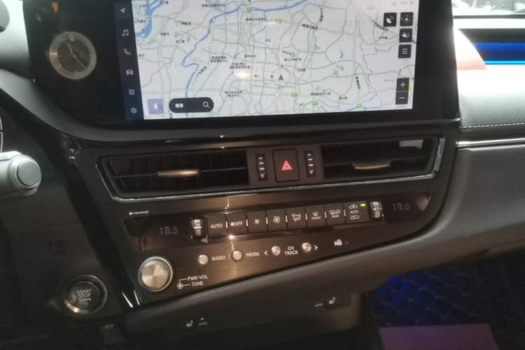 Used Lexus ES 2023 200 Excellence Edition Audio And AC Panel