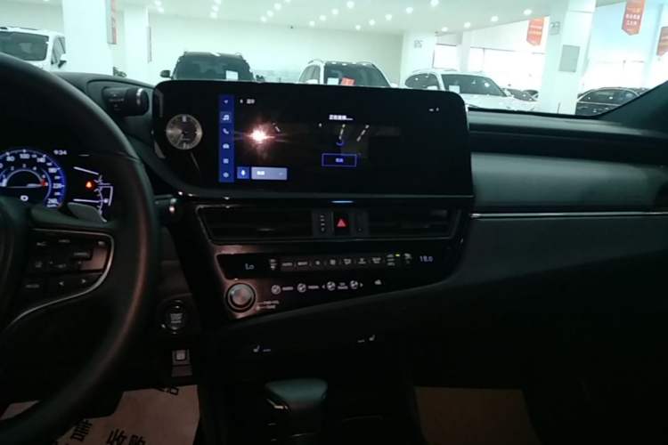 Used Lexus ES 2023 200 Excellence Edition Audio And AC Panel
