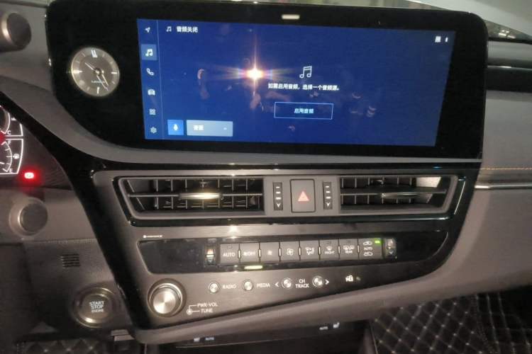 Used Lexus ES 2023 200 Excellence Edition Audio And AC Panel