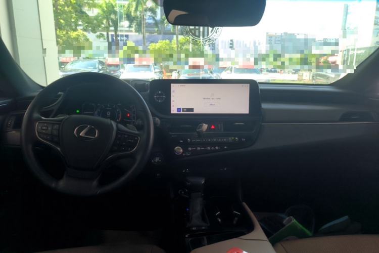 Used Lexus ES 2023 200 Excellence Edition Center Console