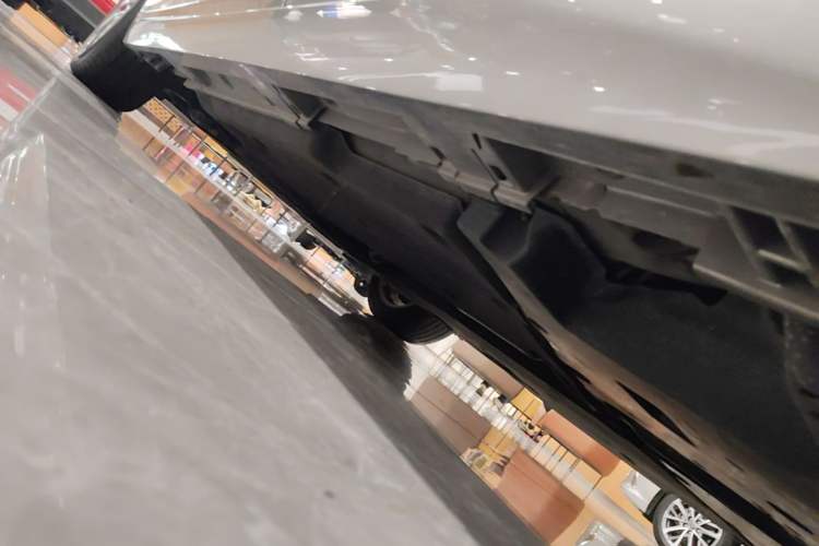 Used Lexus ES 2023 200 Excellence Edition Chassis Rear Left