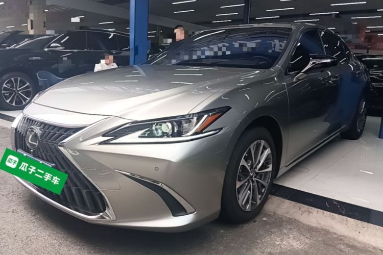 Used Lexus ES 2023 200 Excellence Edition Guazi used car, China used car export, Used car for sale, Used cars, Cheapest cars for sale