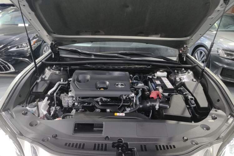 Used Lexus ES 2023 200 Excellence Edition Engine Bay