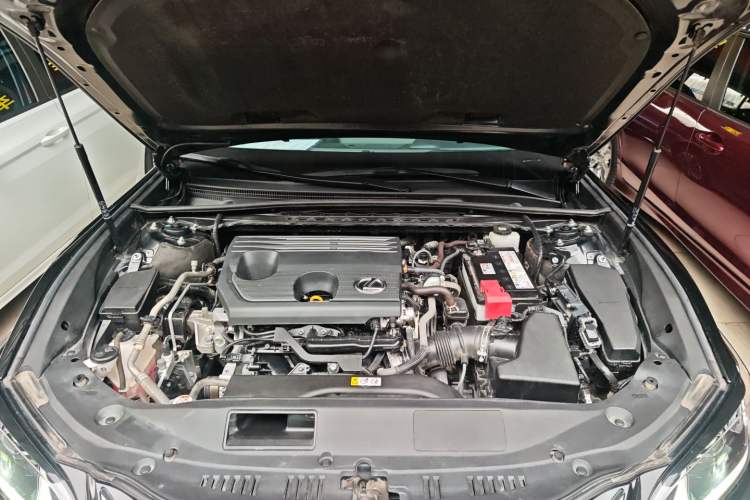 Used Lexus ES 2023 200 Excellence Edition Engine Bay