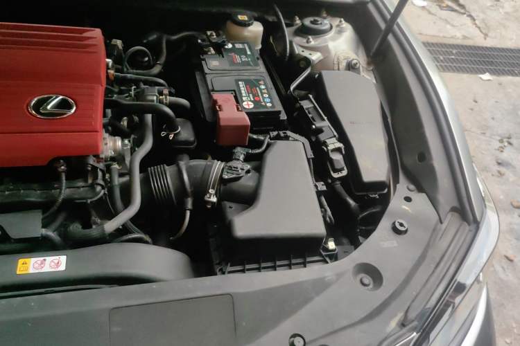Used Lexus ES 2023 200 Excellence Edition Engine Bay Left