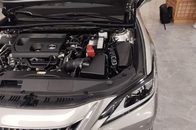 Used Lexus ES 2023 200 Excellence Edition Engine Bay Left