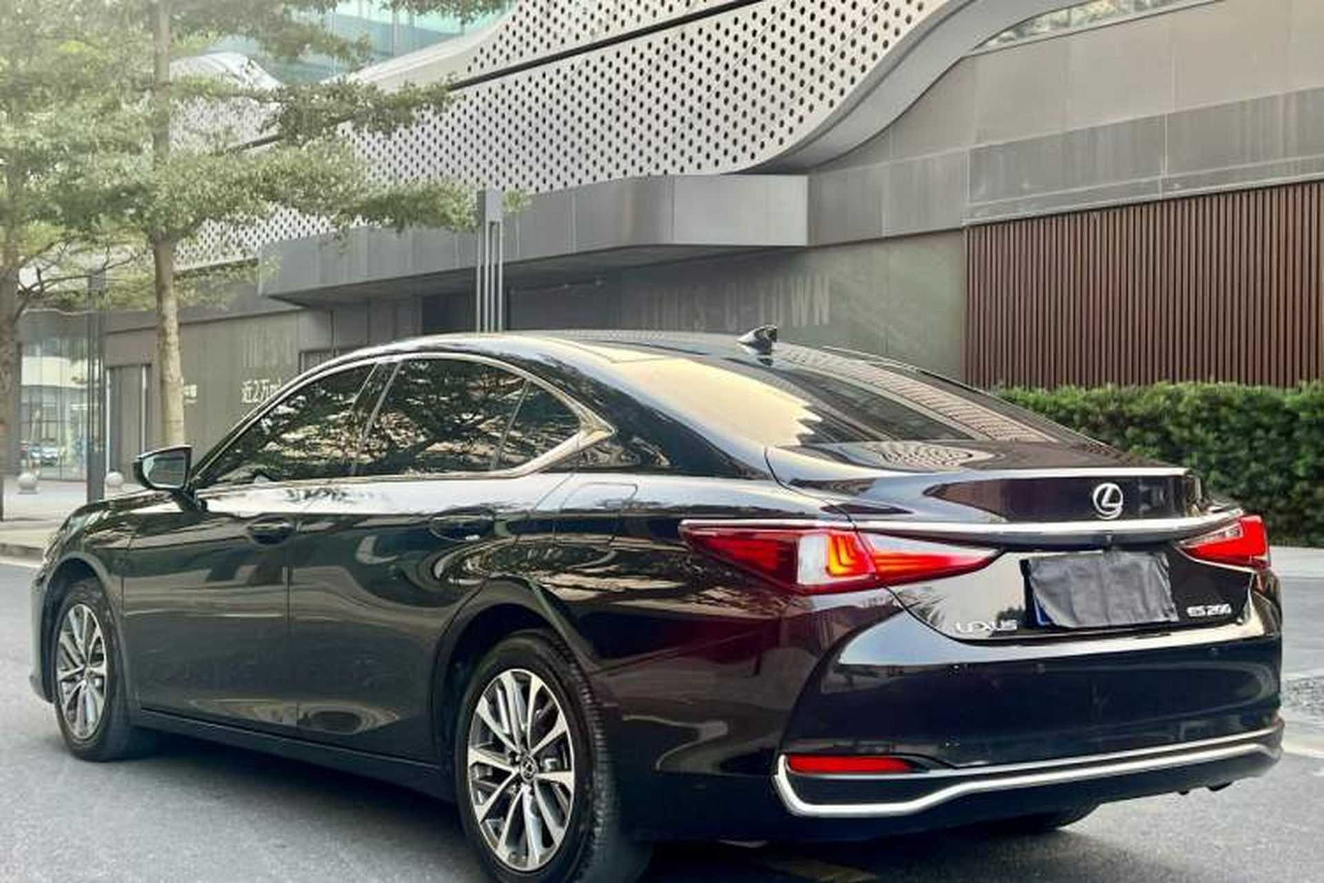 Used Lexus ES 2023 200 Excellence Edition Exterior 10